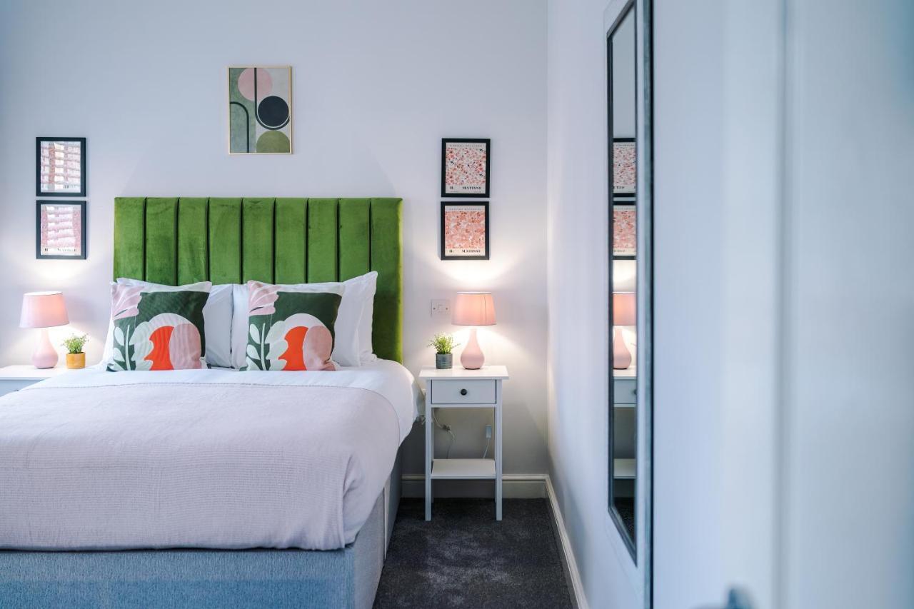 Beechwood Lodge Serviced Apartment コヴェントリー エクステリア 写真