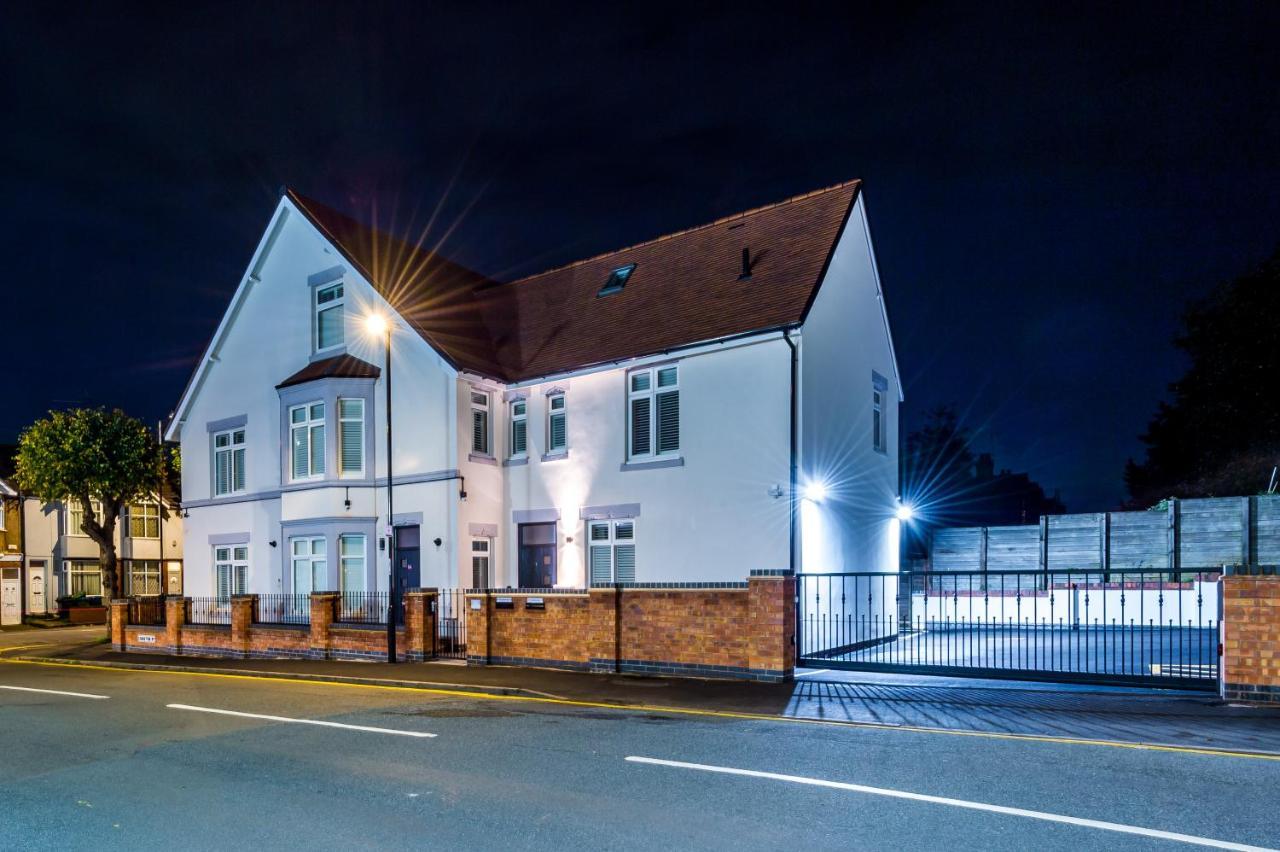 Beechwood Lodge Serviced Apartment コヴェントリー エクステリア 写真