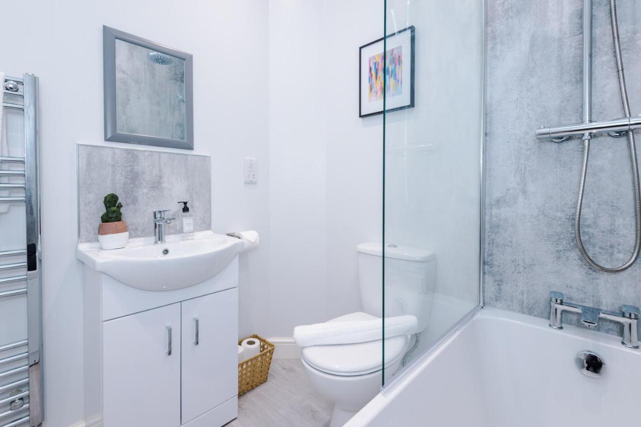 Beechwood Lodge Serviced Apartment コヴェントリー エクステリア 写真